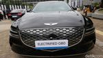 Hyundai Serahkan Kendaraan Listrik Genesis G80 dan Ioniq untuk G20