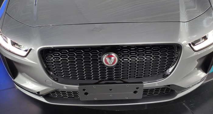 Jaguar I-Pace Meluncur di Indonesia. Jaguar I-Pace Meluncur di Indonesia.