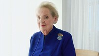 Sekretaris negara perempuan pertama di Amerika Serikat dijabat oleh Madeleine Albright. Ia menjabat dari 1997 hingga 2001.