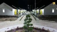 Selanjutnya untuk Provinsi NTT penangangan infrastruktur terdampak Badai Siklon Tropis Seroja terdiri dari 525 kegiatan/lokasi sudah selesai pada awal Oktober 2022, meliputi Sumber Daya Air 63 lokasi, Bina Marga 105 lokasi, Cipta Karya 348 lokasi, dan relokasi permukiman 18 lokasi. 