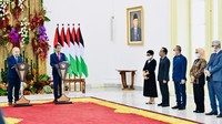 Pertemuan tersebut membahas mengenai hubungan bilateral antara Indonesia dan Palestina. Presiden Jokowi menegaskan komitmen Indonesia dalam mendukung kemerdekaan Palestina melalui bantuan pengembangan kapasitas warga Palestina, kesiapan menjadi fasilitator rekonsiliasi faksi-faksi yang ada di Palestina, hingga dukungan agar Palestina menjadi anggota penuh di PBB.