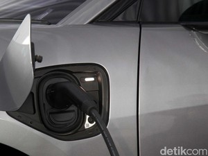 27 Negara di Eropa Bakal Setop Penjualan Mobil Konvensional pada 2035