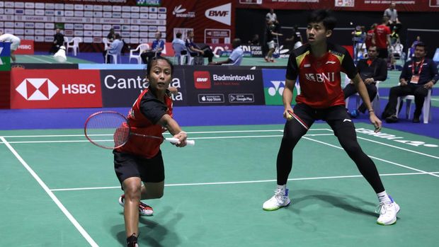 Ganda campuran Indonesia Marwan Faza/Jessica Maya Rismawardani di Kejuaraan Dunia Junior 2022 kategori perorangan.