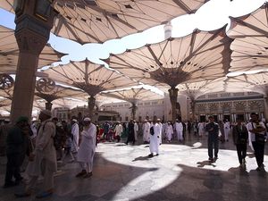Aturan Arab Saudi Saat Ramadan: Dilarang Bawa Anak ke Masjid, Dilarang Foto