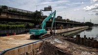 Saat ini progres pembangunan stasiun pompa Ancol Sentiong sudah mencapai 51 persen.