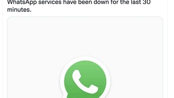 Sudah setengah jam lebih WhatsApp down dan belum ada tanda-tanda pulih. Foto: Twitter