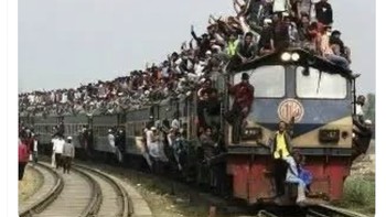 Meme orang-orang membanjiri Twitter untuk mencari informasi WhatsApp down. Foto: Twitter