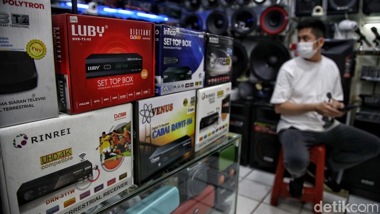 Pemerintah memastikan siaran TV analog di Jabodetabek akan dimatikan pada tanggal 2 November 2022.