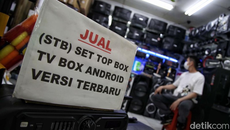 Pemerintah memastikan siaran TV analog di Jabodetabek akan dimatikan pada tanggal 2 November 2022.