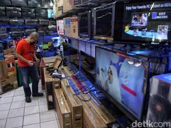 Potret Geliat Toko TV Digital Jelang Kiamat TV Analog