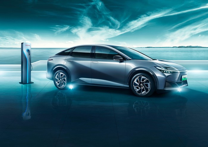 Mobil Listrik Toyota bZ3