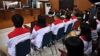 Saksi yang dihadirkan dalam sidang kali ini merupakan saksi dari pihak jaksa penuntut umum. Total 12 saksi akan dihadirkan.