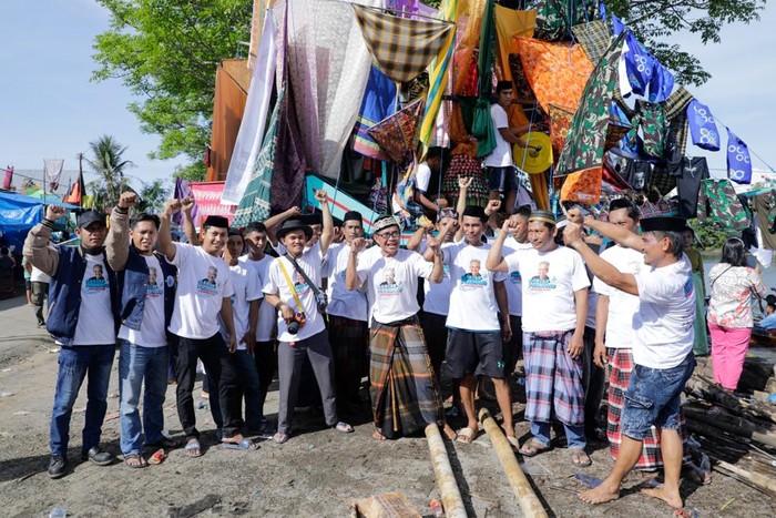 Nelayan Takalar Sosialisasi Ganjar Capres 2024 Lewat Maudu Lompoa