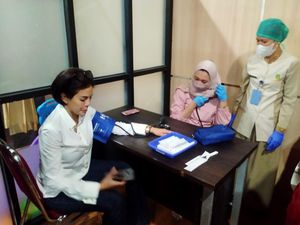 Sidang Perdana Nikita Mirzani Digelar Hari Ini