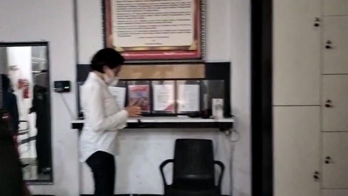 Nikita Mirzani tiba di Rutan Serang. (Dok.screenshot video)