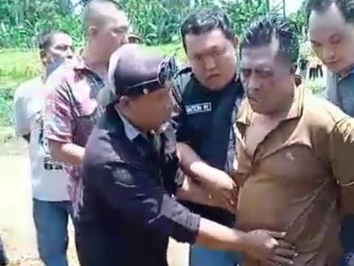 Pelaku curanmor di Jember diamankan polisi dari amukan warga