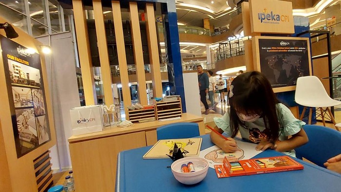 Sekolah Kristen IPEKA Center Point of Indonesia (CPI) siap menghadirkan pendidikan berstandar Internasional. Para calon siswa pun bisa mencari info disini.