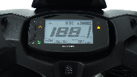 Skutik baru Suzuki ini memiliki Full Digital Instrument Panel yang memberikan beragam informasi seputar kendaraan. Dari instrument panel tersebut, pengendara dapat memantau Eco drive indicator, Engine temperature, Battery voltage, Digital clock, Fuel gauge, Oil change indicator, Dual trip meter, Average fuel consumption dan Engine check indicator.  Foto: Dok. Suzuki