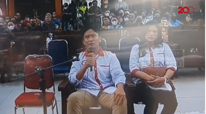 Tangis Adik Yosua saat Cerita Proses Autopsi Kakaknya