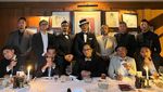 Aksi Seru Tora Sudiro Makan Bareng Keluarga dan Geng Prediksi