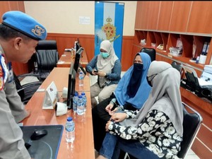 Densus 88 Ambil Alih Kasus Siti Elina yang Coba Terobos Istana