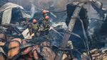 37 Jam Berkobar, Api di Gudang Triplek Bandung Akhirnya Padam