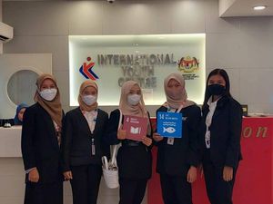 Ikuti Konferensi di Tiga Negara, 5 Mahasiswa Unair Berbagi Pengalaman