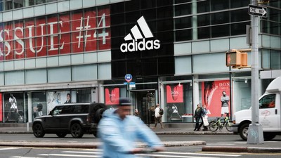 Gegara Ujaran Kebencian, Adidas Putus Kemitraan dengan Kanye West