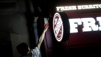 Namun aksi di Paris ini mencuat dalam beberapa bulan terakhir. Ketika Prancis memulai strategi konservasi energi untuk mengatasi krisis gas yang terjadi akibat pembatasan pengiriman dari Rusia.