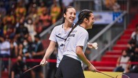 Serupa dengan tenis, bulu tangkis juga menjadi salah satu daftar olahraga Anya Geraldine. Beberapa kali, Anya terlihat main bulu tangkis bareng teman artis lainnya. Bahkan ia dipasangkan dengan Raisa, dalam konten sport YouTube Vindes, yakni Tepok Bulu 2022. (Foto: Instagram @anyageraldine)
