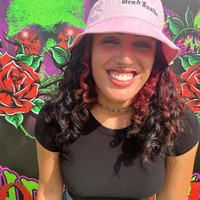 Menurut sang ayah, nama itu punya banyak arti. Aku bisa bilang nama Ava Raine bisa berarti banyak hal. Tapi untukku sendiri, itu berarti dia akan melakukan SmackDown dengan cantik, ungkap The Rock.Foto: Instagram