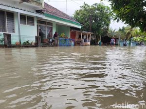 Sungai Cijulang Pangandaran Meluap, Akses Jalan Nasional Terputus