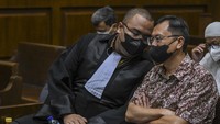 Benny Tjokro dinilai terbukti bersalah melakukan tindak pidana korupsi dalam skandal kasus PT ASABRI yang merugikan negara hingga Rp 22,7 triliun.