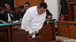 Ekspresi Kuat Maruf Saat Eksepsi Ditolak Hakim