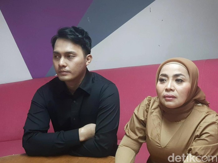 Fadel Islami dan Muzdalifah