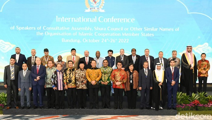 Forum Parlemen OKI di Bandung