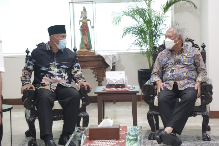 Tol Padang-Sicincin