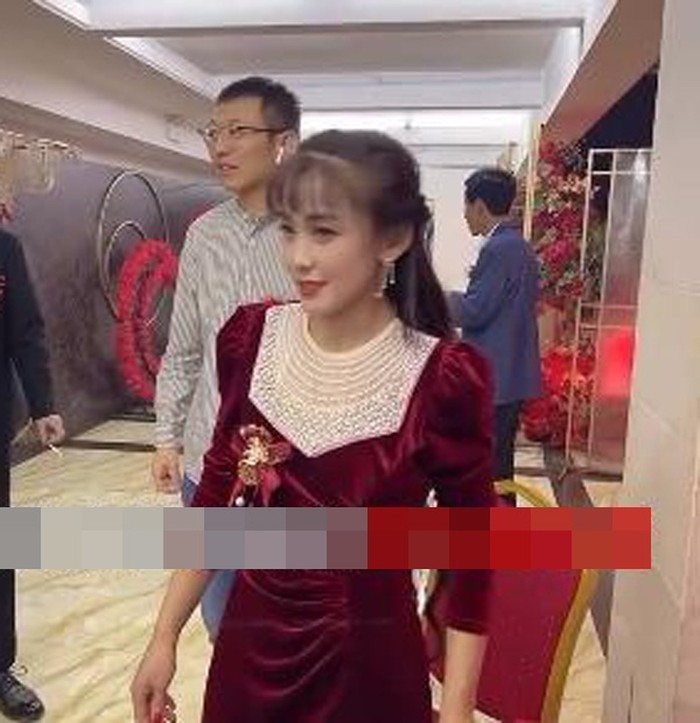 Ibu mertua mempelai wanita