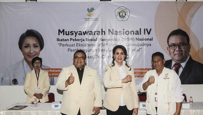 Ikatan Pekerja Sosial Masyarakat (IPSM) gelar rapat kerja dan Munas Gedung Islamic Center Bekasi, Jawa Barat. Andriansyah terpilih sebagai Ketum IPSM.
