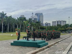 KSAD Pimpin Apel Gelar Pasukan di Monas, Minta Prajurit Tak Boleh Lengah