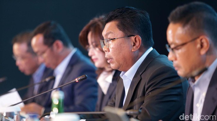 Laba Bersih Bank Mandiri Tembus Rp 30,7 Triliun Bank Mandiri gelar paparan kinerja triwulan III – 2022 di Jakarta, Rabu (26/10). Bank Mandiri mencatat laba bersih Rp 30,7 triliun atau tumbuh 59,4%.