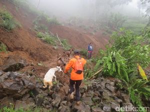 Ngerinya Longsor Siwarak Purbalingga Bikin Puluhan Rumah Terancam Hilang