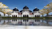 7 Potret Masjid Unik Dan Bersejarah Di Indonesia