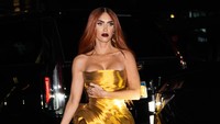 Megan Fox yang kini berusia 36 tahun tak pernah merasa telat untuk tetap tampil cantik. Foto: Getty Images for TIME/Kevin Mazur