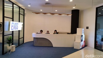 Lokasi berada di dalam One Belpark Mall lantai 1.