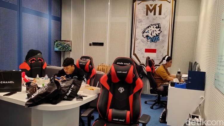 Mengintip Markas Besar Evos Esports, Ada di dalam Mall Evos Esports