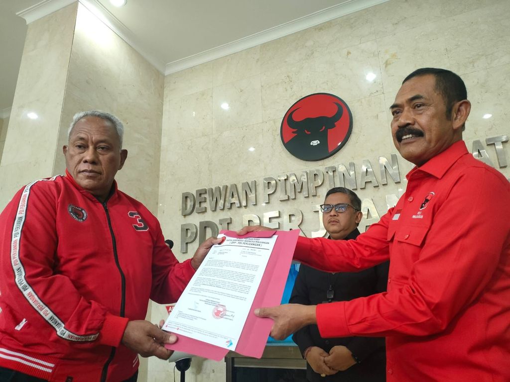 PDIP beri sanksi peringatan keras ke FX Rudy (Dwi-detikcom)