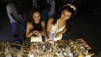 Pasar ini menggabungkan antara warisan tradisi budaya dengan peradaban modern yang terkenal dan selalu ramai dikunjungi para wisatawan lokal maupun internasional.