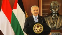 Mohammad Shtayyeh juga memberikan keterangan pers terkait pertemuannya dengan Prabowo.