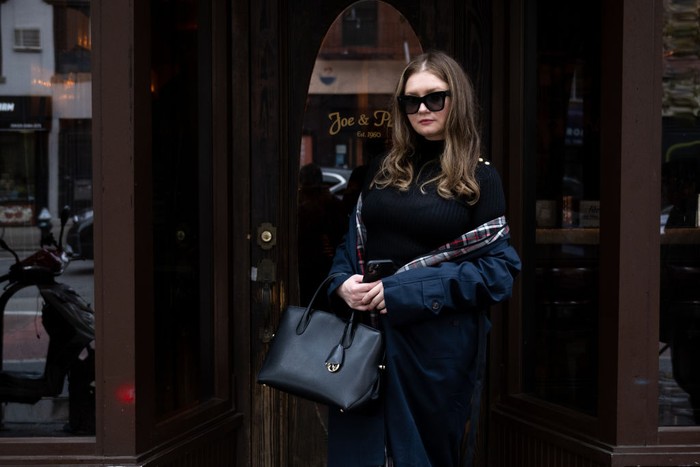 NEW YORK, NEW YORK - OCTOBER 24: Anna Delvey is seen in Brooklyn after attending a parole meeting on October 24, 2022 in New York City. Delvey was released from prison on good behavior in February of 2021 after serving nearly four years. (Photo by Alexi Rosenfeld/Getty Images for ABA)
